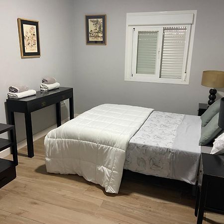 Апартаменты Apartamento Con Garaje Y Patio Ронда Экстерьер фото